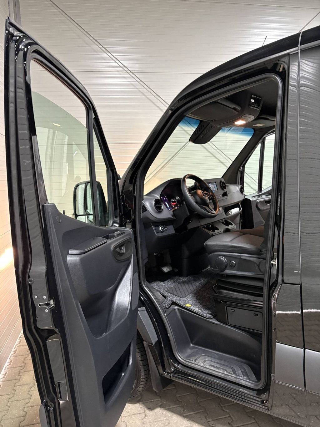 Mercedes-Benz Sprinter 317 1.9 CDI L2H1 VVB486 Prijs zoals getoond 18