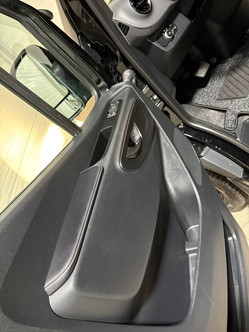 Mercedes-Benz Sprinter 317 1.9 CDI L2H1 VVB486 Prijs zoals getoond 19