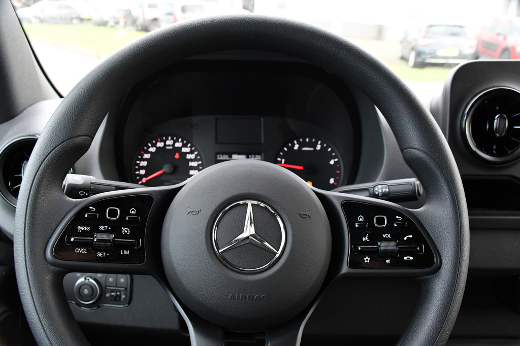 Mercedes-Benz Sprinter 317 1.9 CDI L2H2 RWD AMG Edition Camera, Cruise, Carplay, 170pk, Mistlampen, Multimedia, Automaat, Uniek! 15