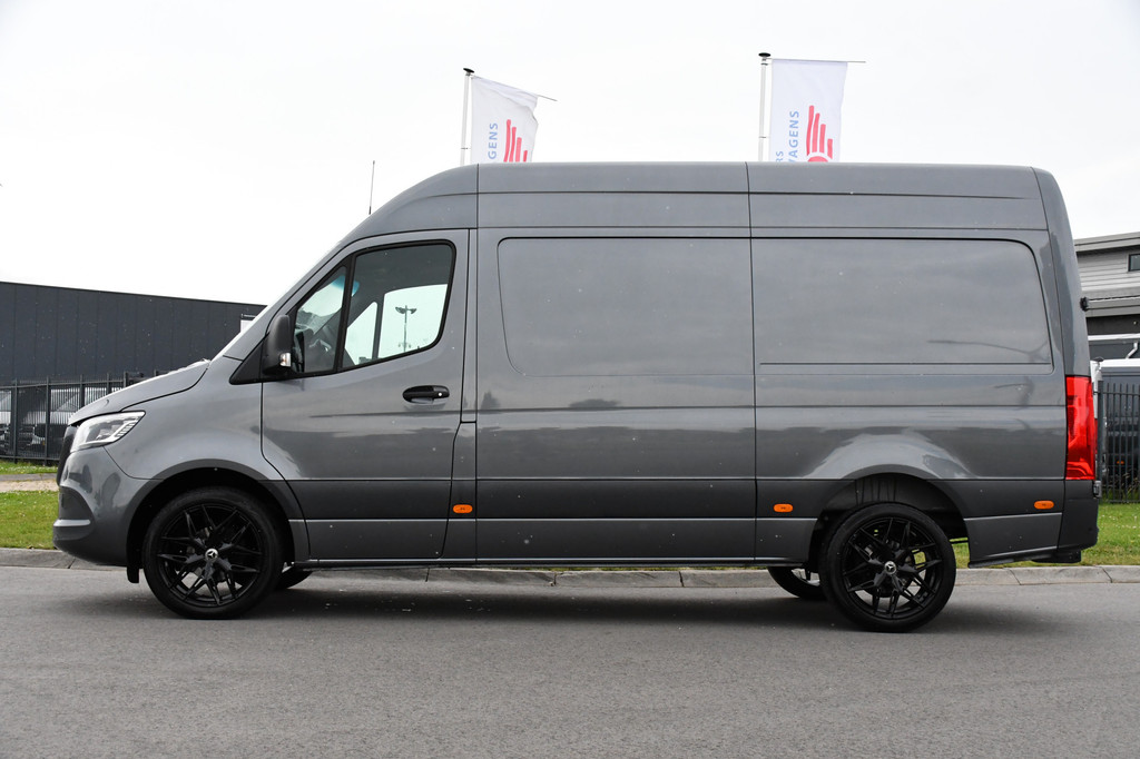 Mercedes-Benz Sprinter 317 1.9 CDI L2H2 RWD AMG Edition Camera, Cruise, LED, 3500kg Trekgewicht, Carplay, NAVI, LED, 170PK, Automaat, Sensoren, Stoelverwarming, Uniek! 10