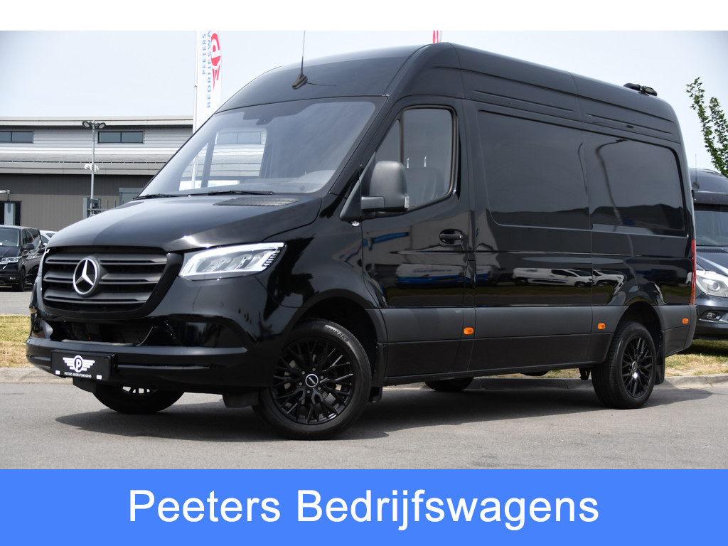 Mercedes-Benz Sprinter 317 1.9 CDI L2H2 RWD Black Edition Camera, Cruise, Carplay, LED, 170pk, Automaat, Stoelverwarming, Standkachel, Mbux, Leder, Uniek!