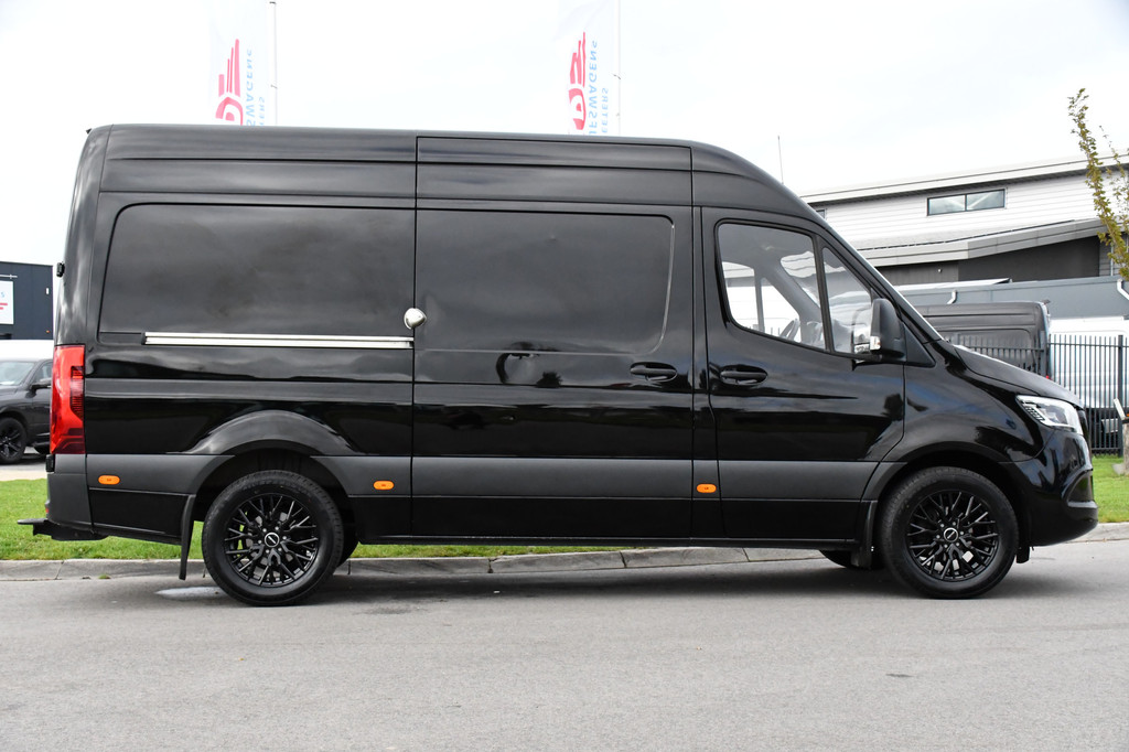 Mercedes-Benz Sprinter 317 1.9 CDI L2H2 RWD Black Edition Camera, Cruise, Carplay, Standkachel, LED, Automaat, Stoelverwarming, Trekhaak, Uniek! 10