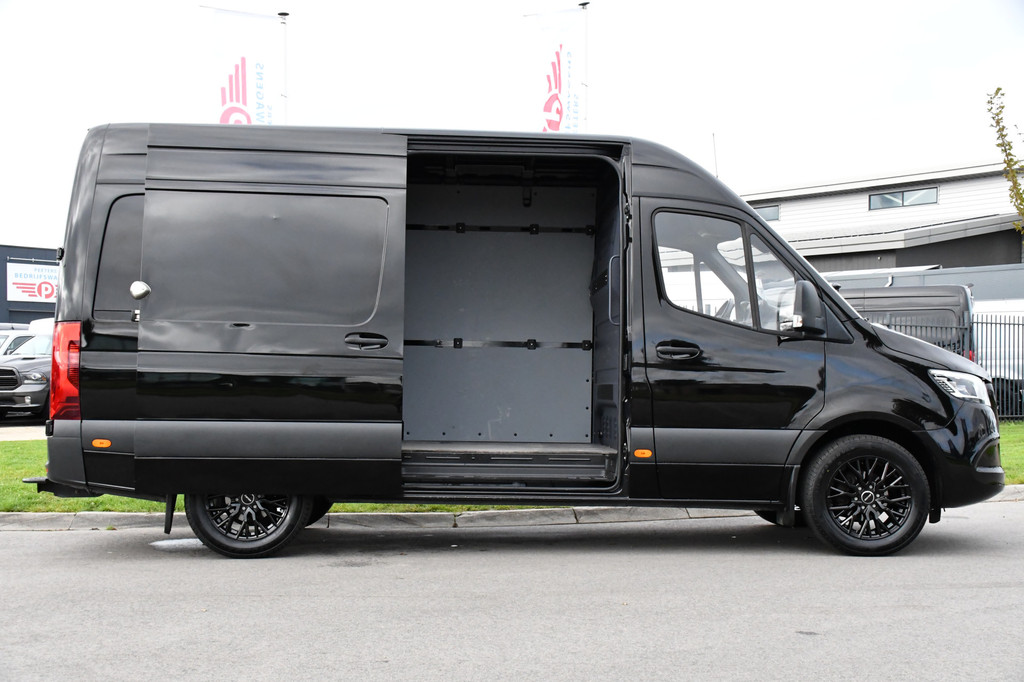 Mercedes-Benz Sprinter 317 1.9 CDI L2H2 RWD Black Edition Camera, Cruise, Carplay, Standkachel, LED, Automaat, Stoelverwarming, Trekhaak, Uniek! 11