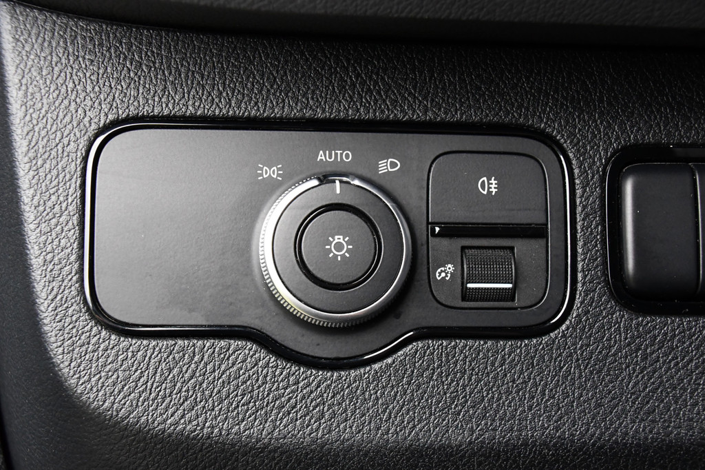 Mercedes-Benz Sprinter 317 1.9 CDI L2H2 RWD Black Edition Camera, Cruise, Carplay, Standkachel, LED, Automaat, Stoelverwarming, Trekhaak, Uniek! 20