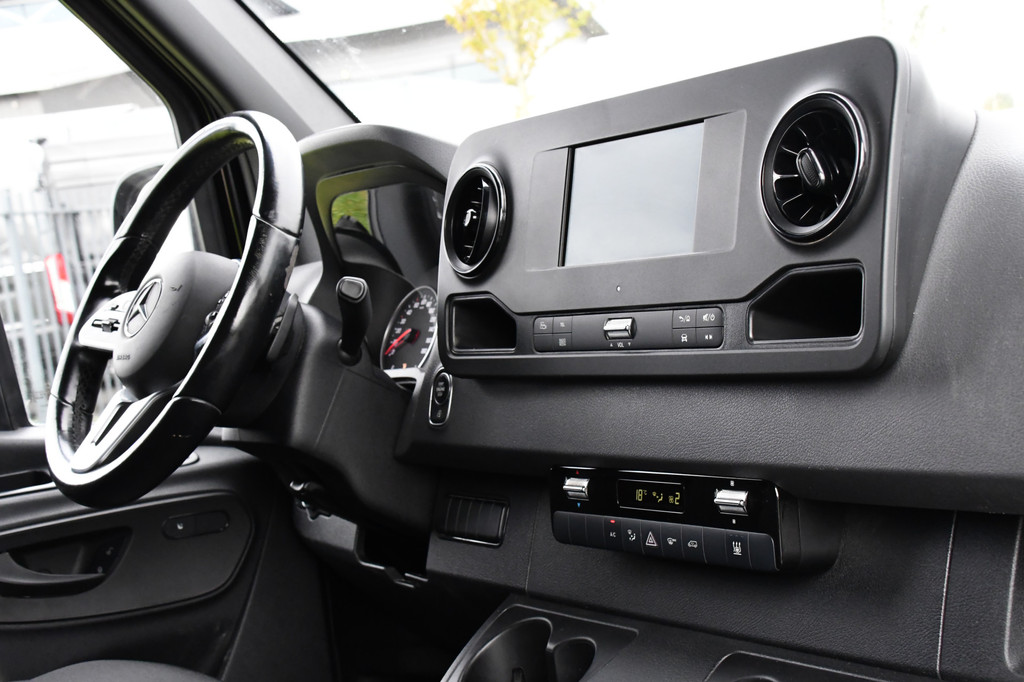 Mercedes-Benz Sprinter 317 1.9 CDI L2H2 RWD Black Edition Camera, Cruise, Carplay, Standkachel, LED, Automaat, Stoelverwarming, Trekhaak, Uniek! 9