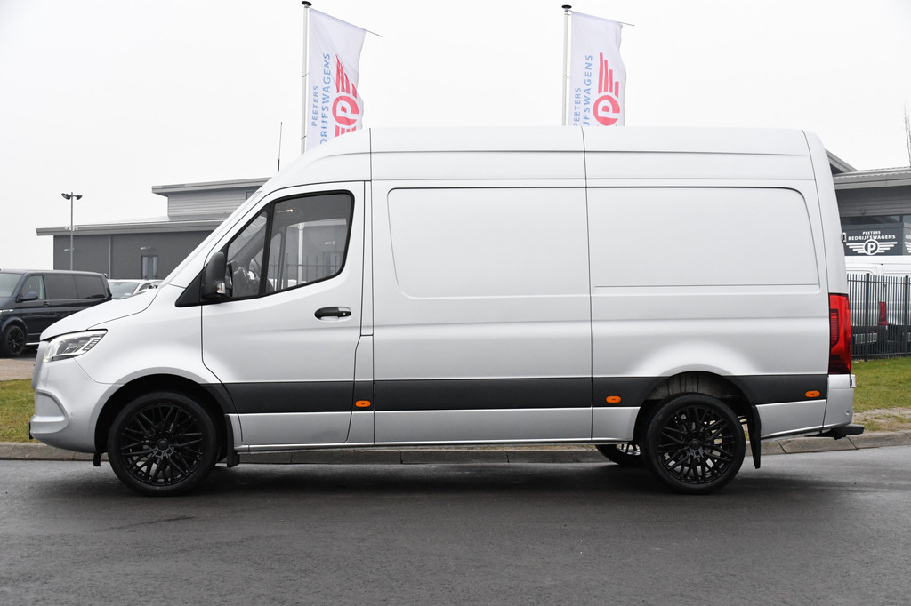 Mercedes-Benz Sprinter 317 1.9 CDI L2H2 RWD PB Edition Camera, 3500KG Trekhaak, Cruise, Carplay, LED, 170PK, Automaat, Multimedia, Stoelverwarming, UNIEK! 8