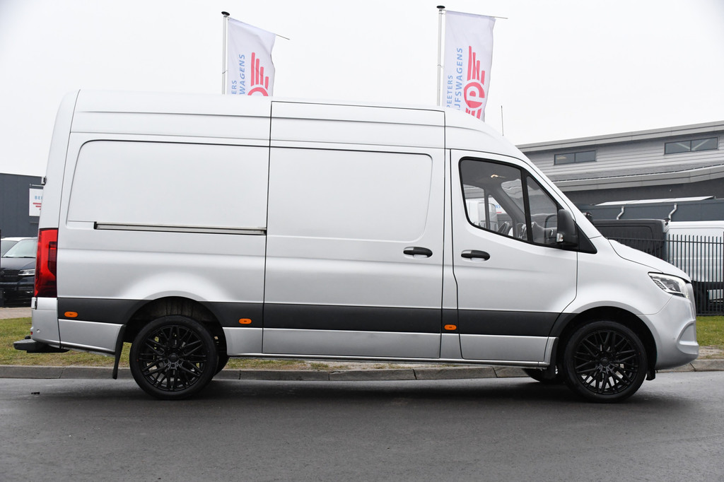 Mercedes-Benz Sprinter 317 1.9 CDI L2H2 RWD PB Edition Camera, 3500KG Trekhaak, Cruise, Carplay, LED, 170PK, Automaat, Multimedia, Stoelverwarming, UNIEK! 9