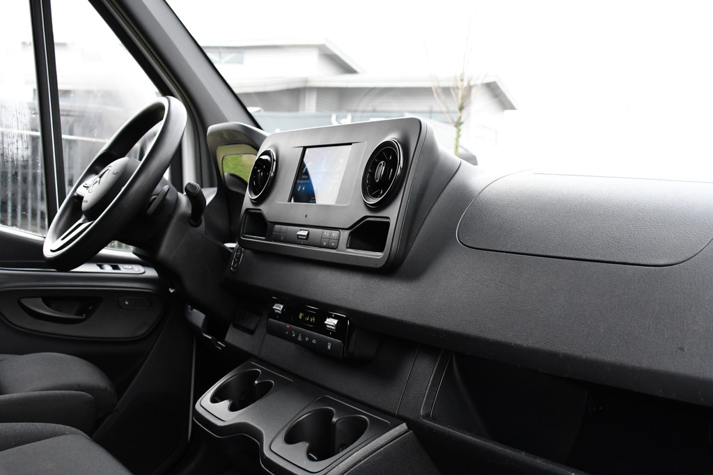 Mercedes-Benz Sprinter 317 1.9 CDI L2H2 RWD PB Edition Camera, Cruise, Carplay, 170PK, Automaat, LED, Multimedia, Stoelverwarming, UNIEK! 12