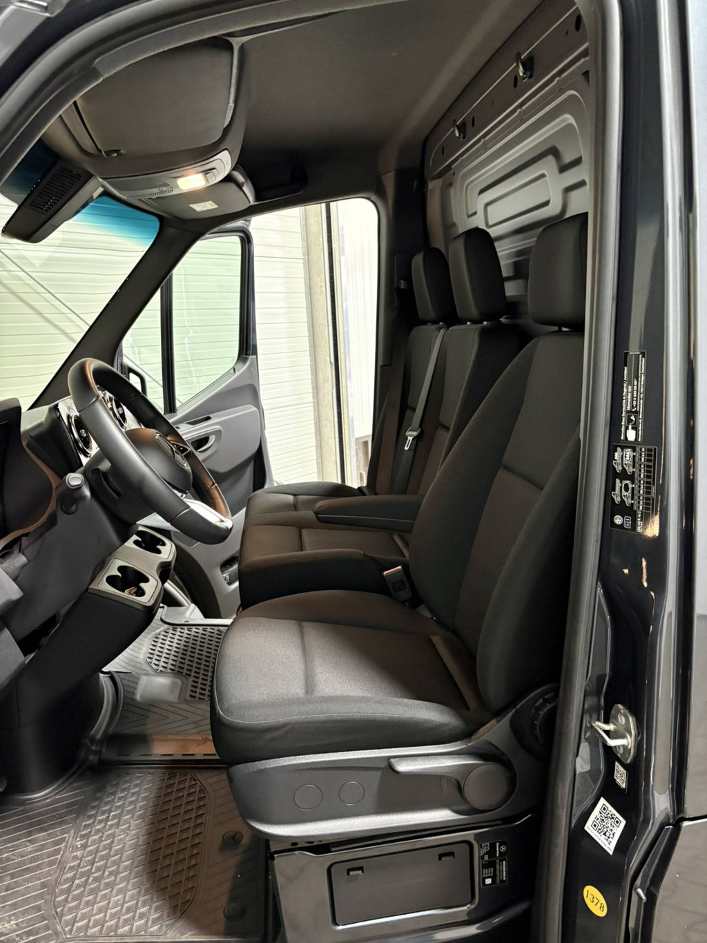Mercedes-Benz Sprinter 317 1.9 CDI L2H2 RWD VVB505 Prijs zoals getoond 18