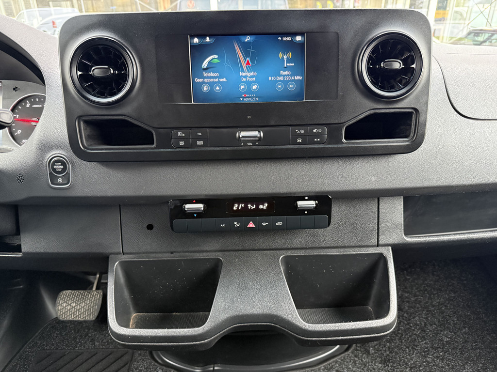 Mercedes-Benz Sprinter 317 1.9 CDI L2H2 ZB-Edition | 18 | Sidebars | Camera | Navi | Carplay | PDC 21