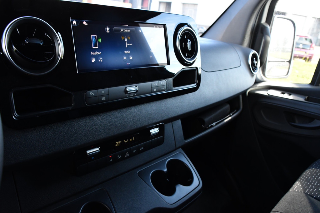 Mercedes-Benz Sprinter 317 1.9 CDI L2 PB Edition Cruise, Camera, Carplay, 10,5 Mbux, LED, Automaat, multimedia, Uniek! 18