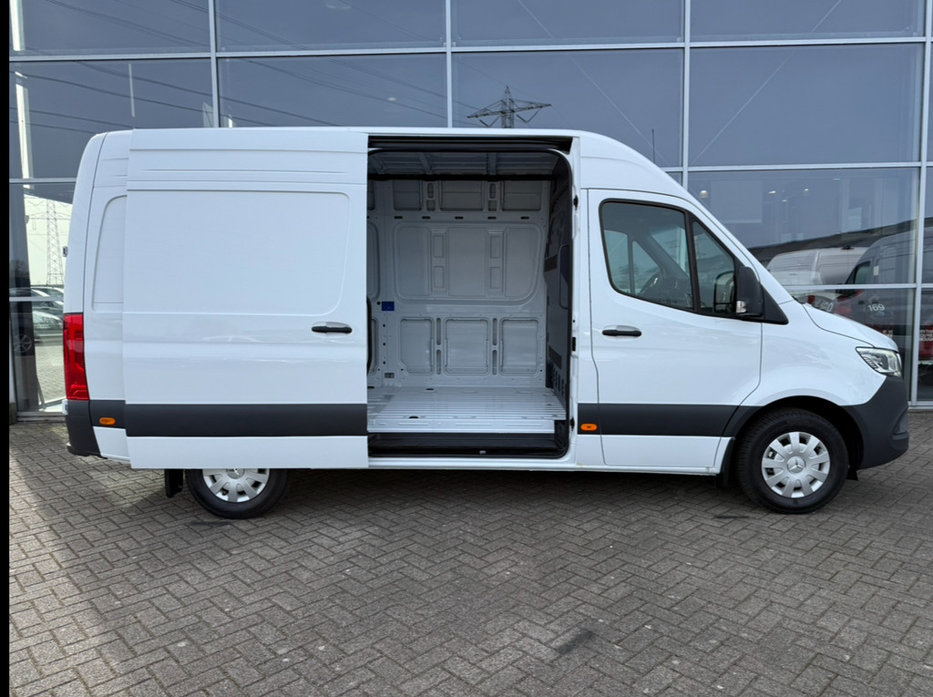 Mercedes-Benz Sprinter 317 1.9 CDI L2 Select BPM VRIJ 18
