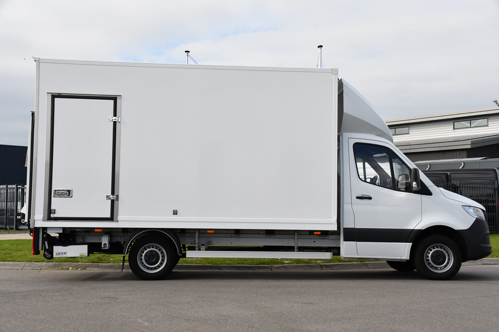 Mercedes-Benz Sprinter 317 1.9 CDI L3 RWD Bakwagen Cruise, Carplay, Laadklep, 170pk, Automaat, NAVI, Multimedia, Uniek! 10