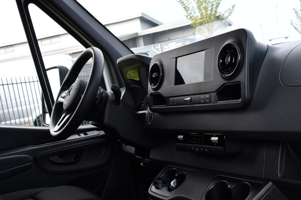 Mercedes-Benz Sprinter 317 1.9 CDI L3 RWD Bakwagen Cruise, Carplay, Laadklep, 170pk, Automaat, NAVI, Multimedia, Uniek! 13