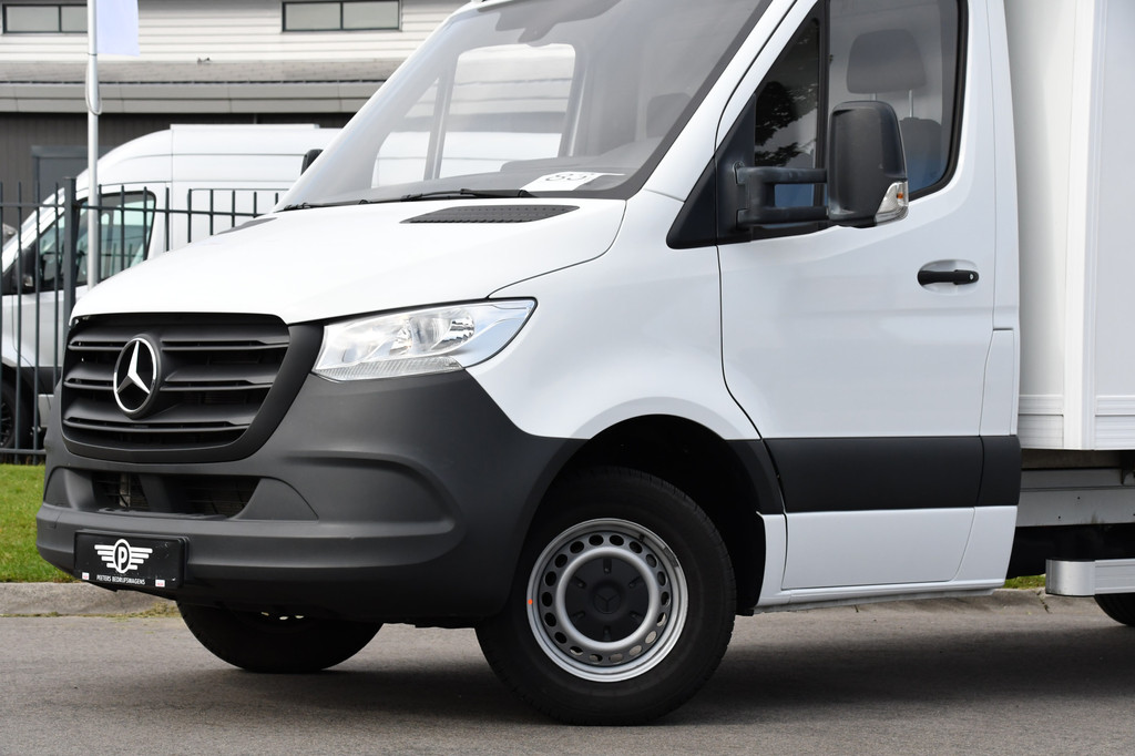 Mercedes-Benz Sprinter 317 1.9 CDI L3 RWD Bakwagen Cruise, Carplay, Laadklep, 170pk, Automaat, NAVI, Multimedia, Uniek! 7