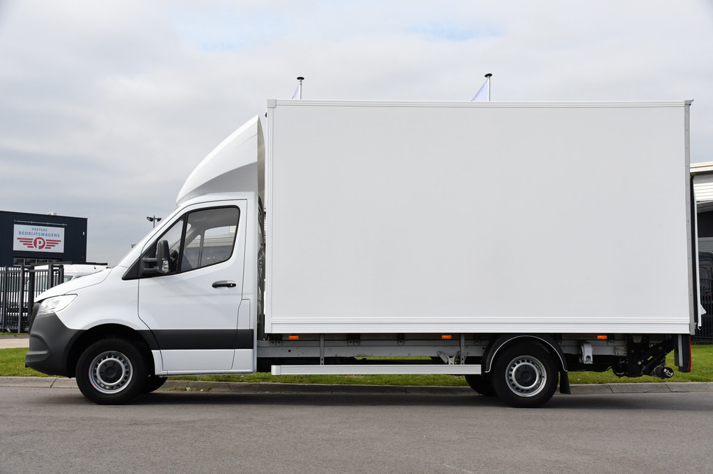Mercedes-Benz Sprinter 317 1.9 CDI L3 RWD Bakwagen Cruise, Carplay, Laadklep, 170pk, Automaat, NAVI, Multimedia, Uniek! 9
