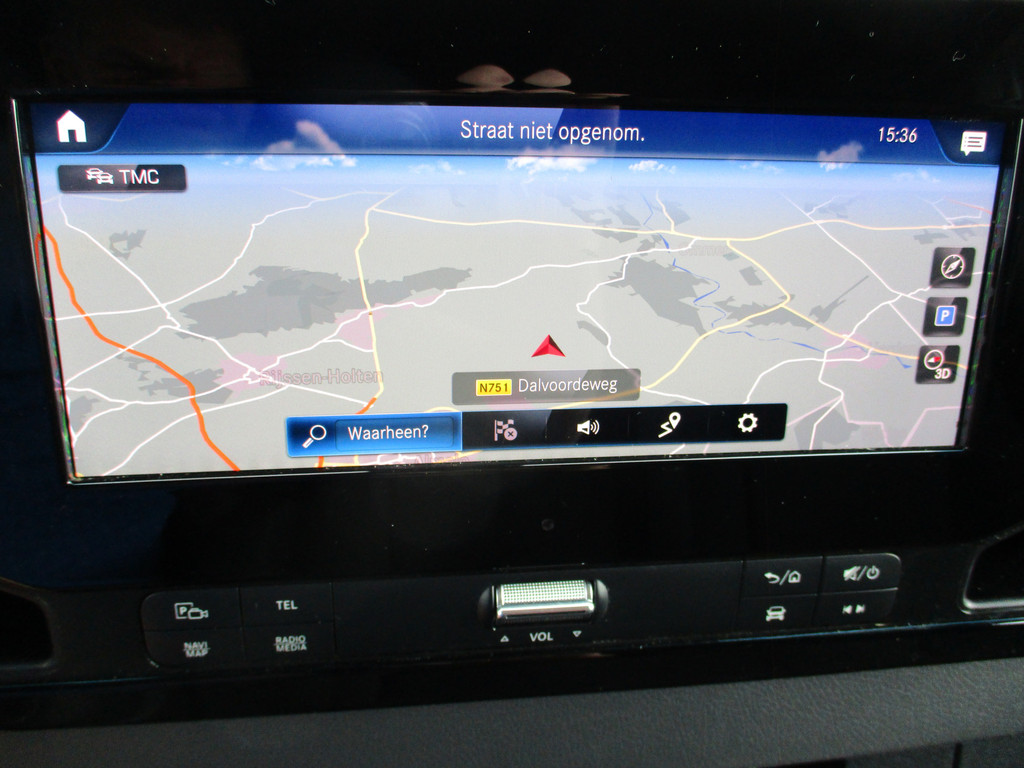 Mercedes-Benz Sprinter 317 170 PK L2H2 Navi Led Airco Trekhaak 12