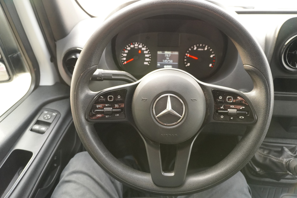 Mercedes-Benz Sprinter 317 170pk CDI L2H2 Nr. V126 | Airco | Cruise | camera 14