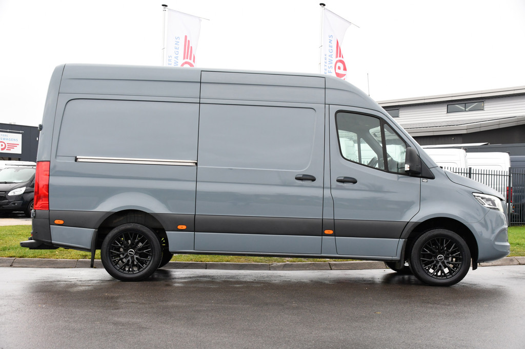 Mercedes-Benz Sprinter 317 2.2 CDI L2H2 PB Edition 360 Camera, Cruise, LED, Carplay, Leder, Stoelverwarming, Standkachel, 10,5 Mbux, Automaat, 170pk, Virtual, Uniek! 10