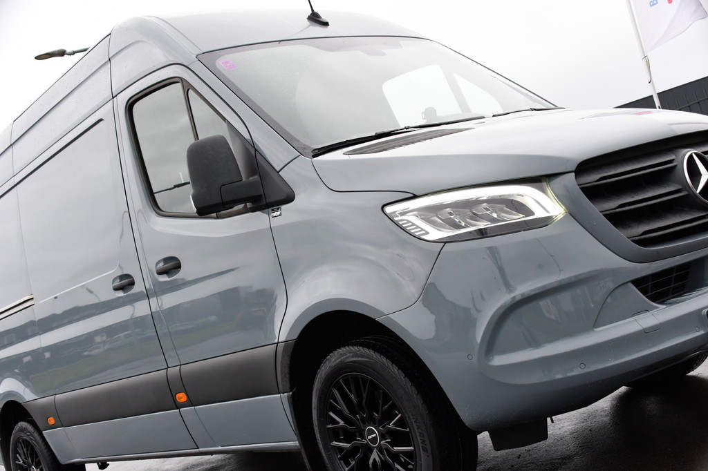Mercedes-Benz Sprinter 317 2.2 CDI L2H2 PB Edition 360 Camera, Cruise, LED, Carplay, Leder, Stoelverwarming, Standkachel, 10,5 Mbux, Automaat, 170pk, Virtual, Uniek! 11