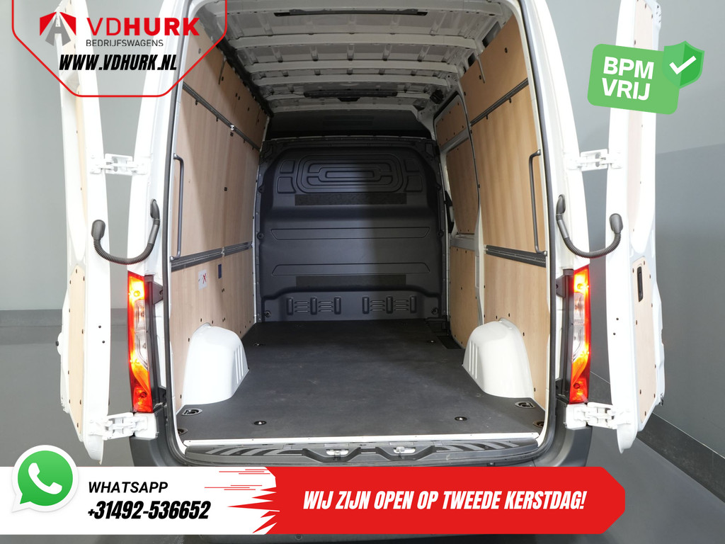 Mercedes-Benz Sprinter 317 Aut. L2H2 BPM VRIJ! LED/ Gev.Stoel/ Stoelverw./ Navi/ Camera/ Betimmerd/ Cruise 15