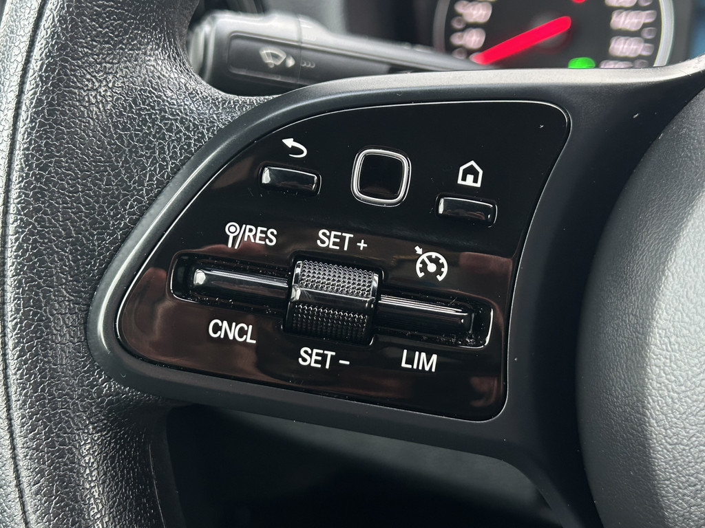 Mercedes-Benz Sprinter 317 CDI 170 PK / L2H2 / 270 A DEUREN / AIRCO / CRUISE / APPLE CARPLAY / CAMERA / 3-ZITS 11