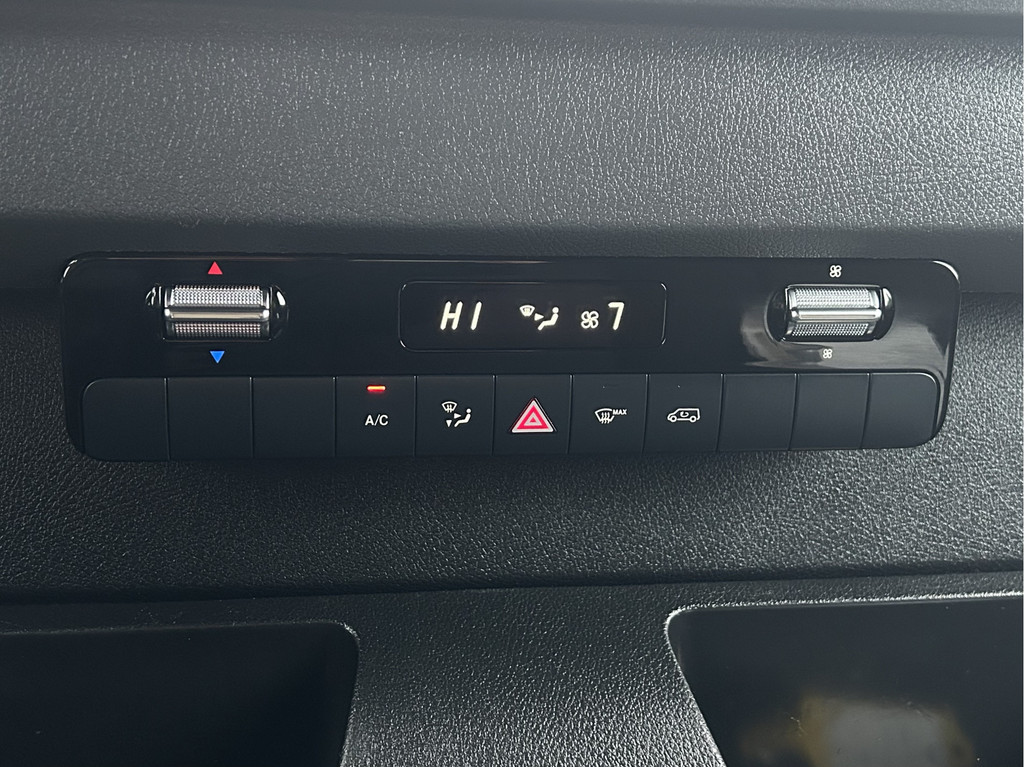 Mercedes-Benz Sprinter 317 CDI 170 PK / L2H2 / 270 A DEUREN / AIRCO / CRUISE / APPLE CARPLAY / CAMERA / 3-ZITS 18