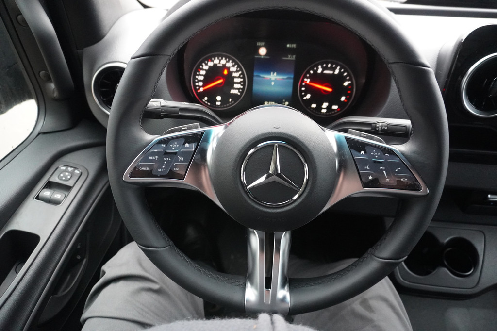 Mercedes-Benz Sprinter 317 CDI 170PK L2H2 Pro automaat Trekhaak 3.500KG Nr. V037 | Climate | Cruise | Apple Cp- Android auto | Blis | Camera 13
