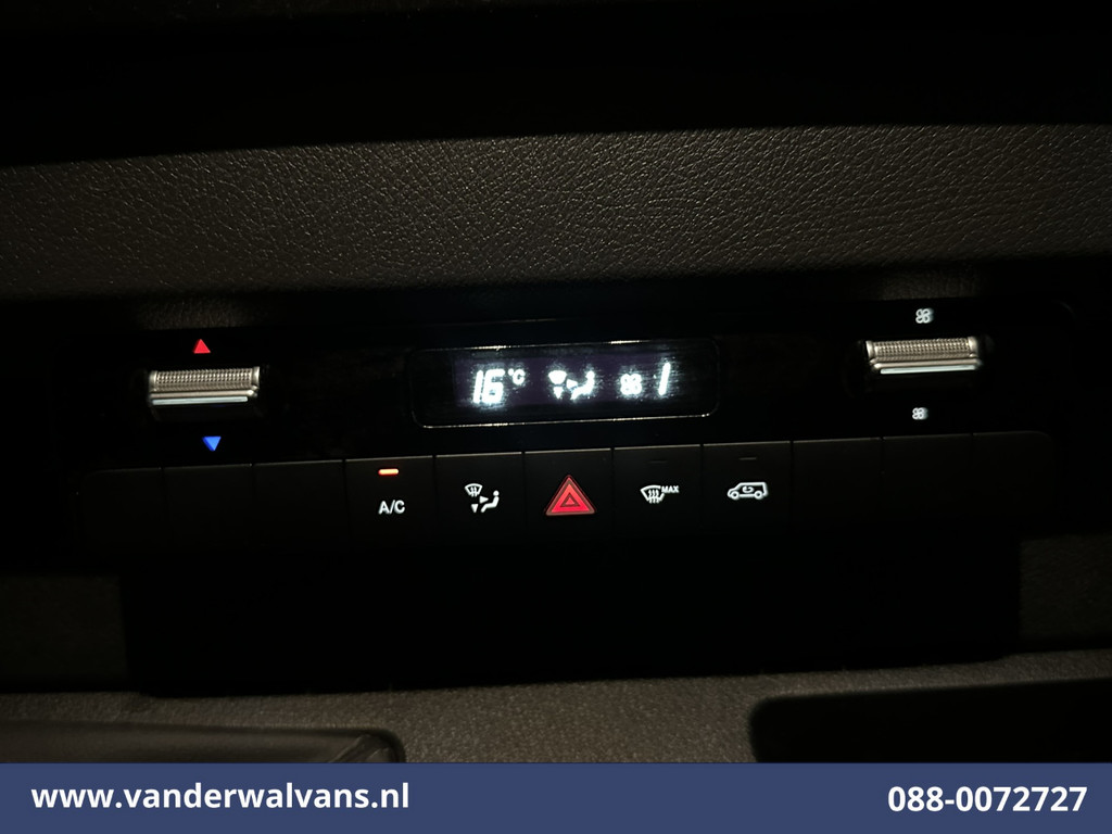 Mercedes-Benz Sprinter 317 CDI 170pk 3500kg Trekhaak L3H2 Euro6 Airco | Camera | Apple Carplay | Android Auto Cruisecontrol, Chauffeursstoel, Stoelverwarming, Bijrijdersbank 7