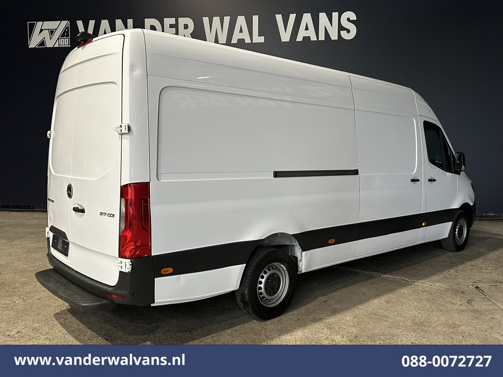 Mercedes-Benz Sprinter 317 CDI 170pk L3H2 Euro6 Airco | Camera | Apple Carplay | Cruisecontrol Android Auto, Stoelverwarming, 270gr. Achterdeuren, Parkeersensoren, Bijrijdersbank 10