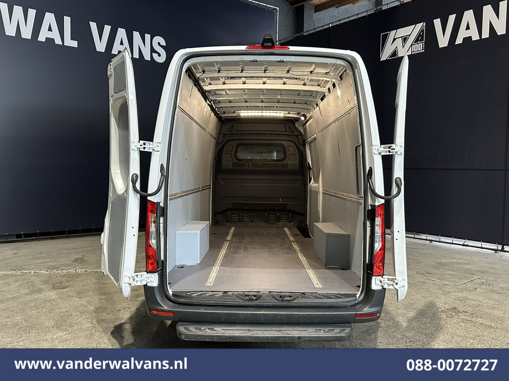 Mercedes-Benz Sprinter 317 CDI 170pk L3H2 Euro6 Airco | Camera | Apple Carplay | Cruisecontrol Android Auto, Stoelverwarming, 270gr. Achterdeuren, Parkeersensoren, Bijrijdersbank 11
