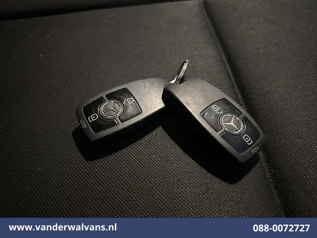 Mercedes-Benz Sprinter 317 CDI 170pk L3H2 Euro6 Airco | Camera | Apple Carplay | Cruisecontrol Android Auto, Stoelverwarming, 270gr. Achterdeuren, Parkeersensoren, Bijrijdersbank 17