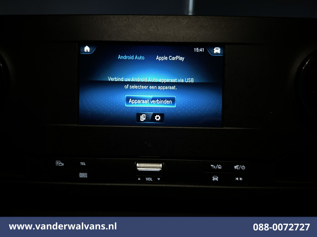 Mercedes-Benz Sprinter 317 CDI 170pk L3H2 Euro6 Airco | Camera | Apple Carplay | Cruisecontrol | Chauffeursstoel Android Auto, Stoelverwarming, Bijrijdersbank 3