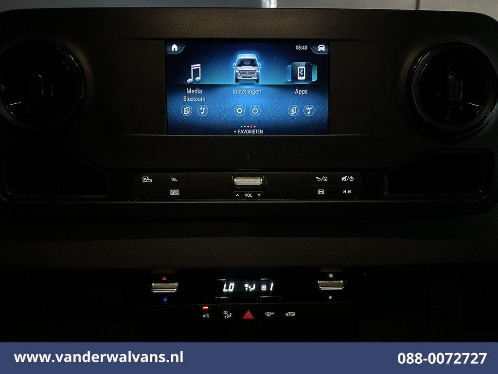 Mercedes-Benz Sprinter 317 CDI 170pk L3H2 Euro6 Airco | Camera | Apple Carplay | Cruisecontrol | Stoelverwarming Android Auto, Parkeersensoren, Bijrijdersbank 16