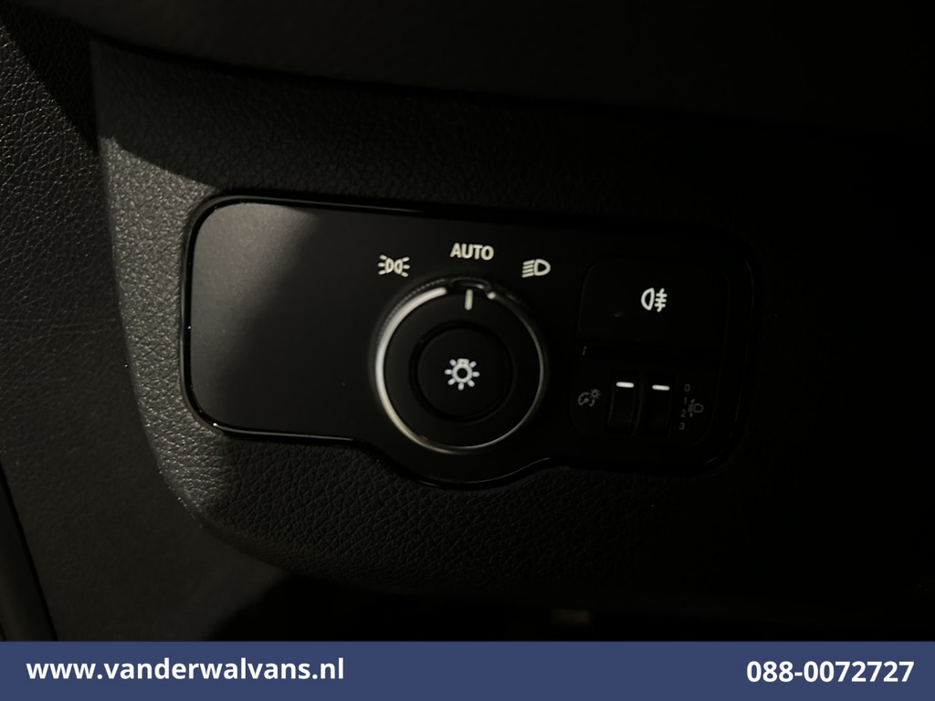 Mercedes-Benz Sprinter 317 CDI 170pk L3H2 Euro6 Airco | Camera | Apple Carplay | Cruisecontrol | Stoelverwarming Android Auto, Parkeersensoren, Bijrijdersbank 17