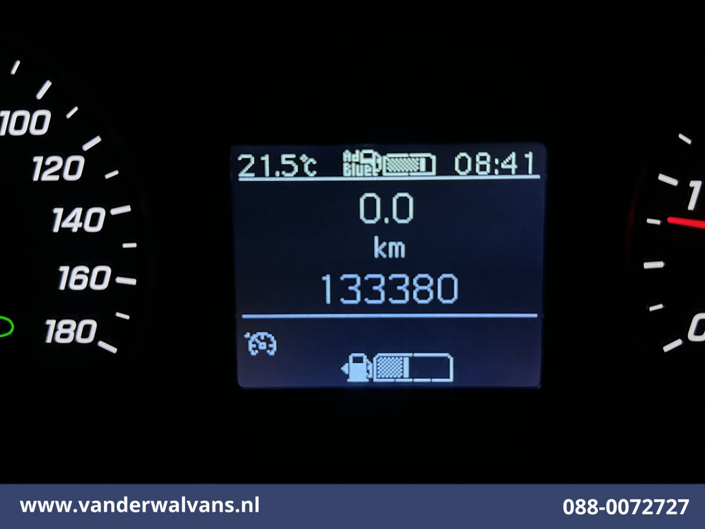 Mercedes-Benz Sprinter 317 CDI 170pk L3H2 Euro6 Airco | Camera | Apple Carplay | Cruisecontrol | Stoelverwarming Android Auto, Parkeersensoren, Bijrijdersbank 20