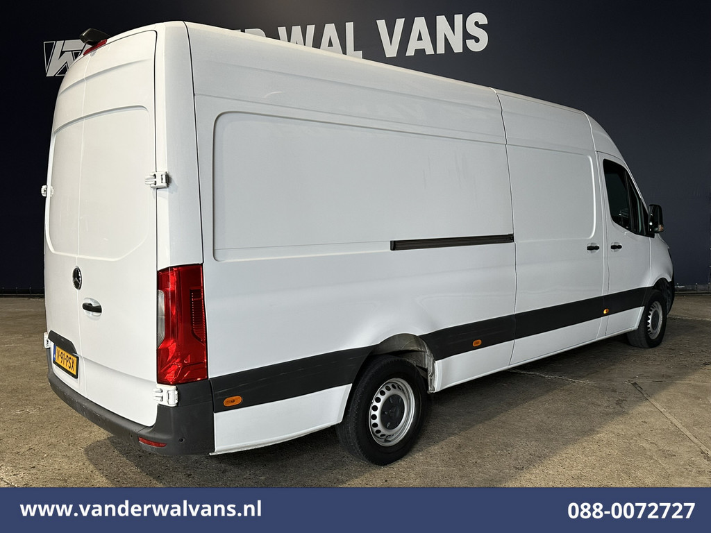 Mercedes-Benz Sprinter 317 CDI 170pk L3H2 Euro6 Airco | Camera | Navigatie | Apple Carplay | Cruisecontrol Android Auto, Parkeersensoren, Bijrijdersbank 12