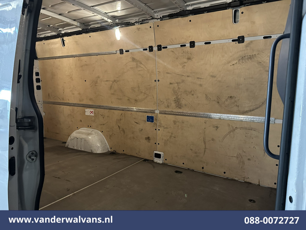 Mercedes-Benz Sprinter 317 CDI 170pk L3H2 Euro6 Airco | Camera | Navigatie | Apple Carplay | Cruisecontrol Android Auto, Parkeersensoren, Bijrijdersbank 14