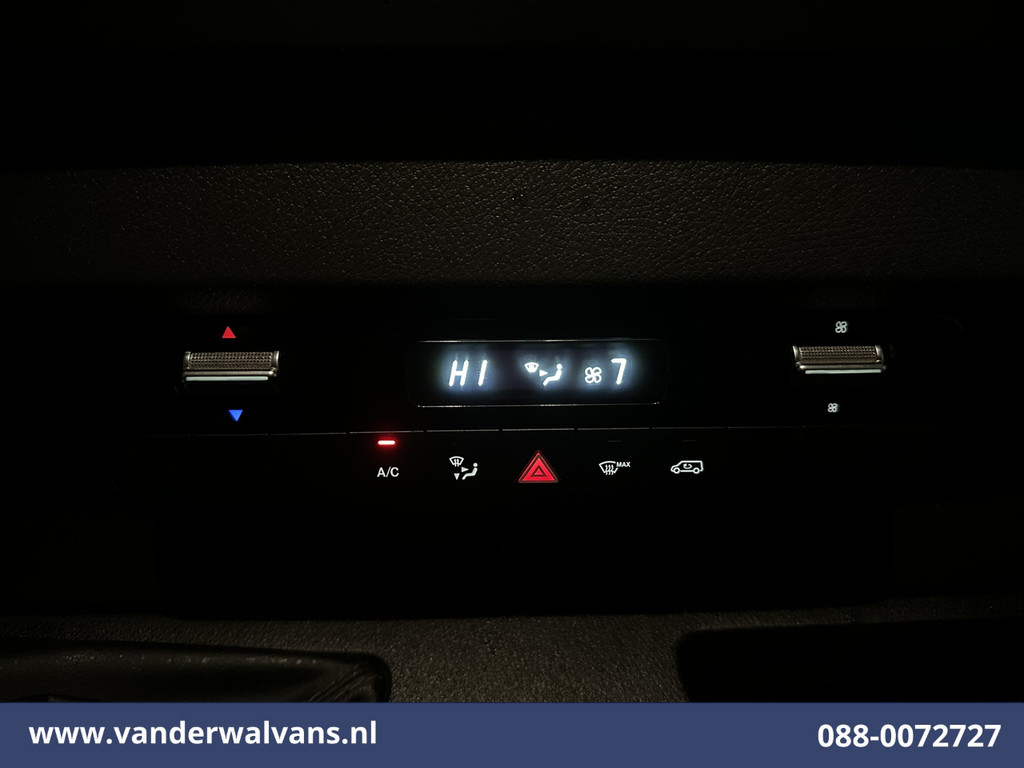 Mercedes-Benz Sprinter 317 CDI 170pk L3H2 Euro6 Airco | Camera | Navigatie | Apple Carplay | Cruisecontrol Android Auto, Parkeersensoren, Bijrijdersbank 7
