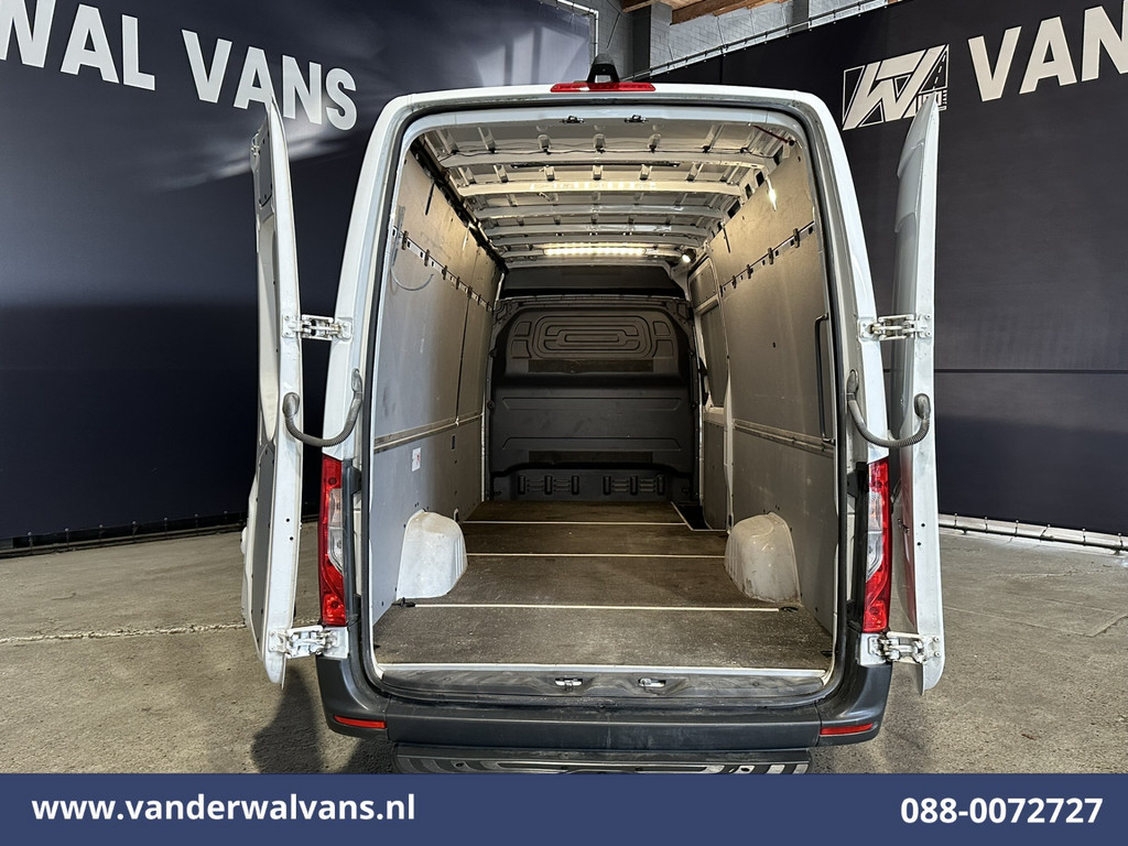 Mercedes-Benz Sprinter 317 CDI 170pk L3H2 Euro6 Airco | Camera | Navigatie | Apple Carplay | Parkeersensoren Android Auto, Bijrijdersbank, Trekhaak 11