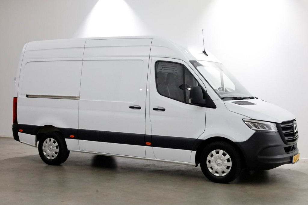 Mercedes-Benz Sprinter 317 CDI 170pk RWD L2H2 LED/Airco/Camera 08-2021 10