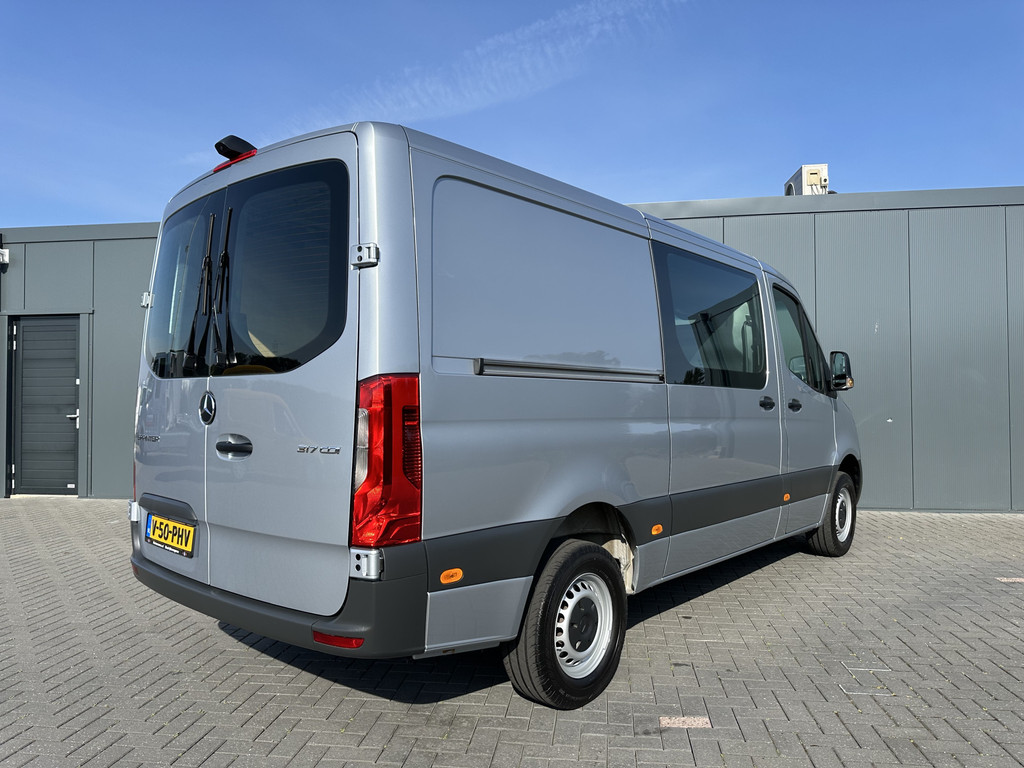 Mercedes-Benz Sprinter 317 CDI 9G-TRONIC / L2H1 / RWD / 3.500 KG AHG / 2x SCHUIFDEUR / CAMERA / CRUISE / BLIND SPOT / CARPLAY 5