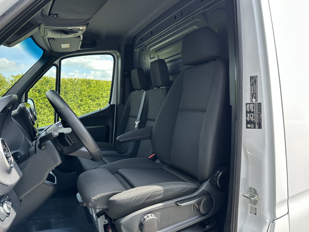 Mercedes-Benz Sprinter 317 CDI 9G-TRONIC RWD FACELIFT / L2H2 / CAMERA / LED / CRUISE / AIRCO / BLIND SPOT / GEVEERDE STOEL 12