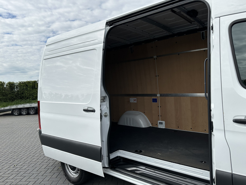 Mercedes-Benz Sprinter 317 CDI 9G-TRONIC RWD FACELIFT / L2H2 / CAMERA / LED / MBUX / CRUISE / AIRCO / BLIND SPOT / GEVEERDE STOEL 10