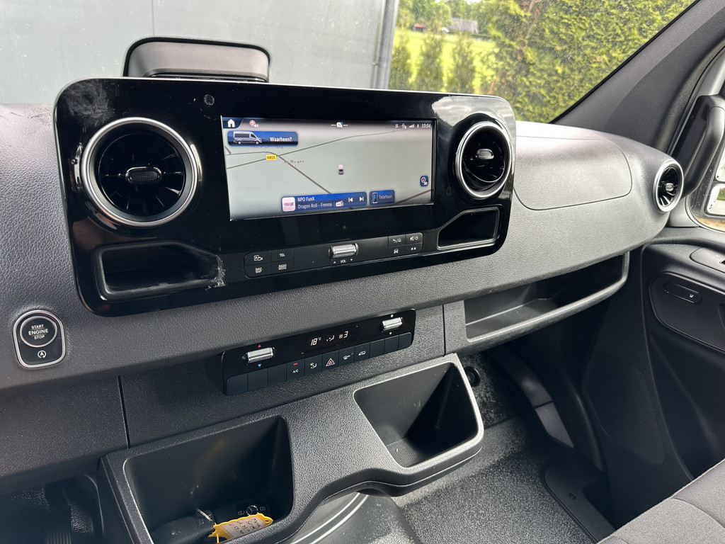Mercedes-Benz Sprinter 317 CDI 9G-TRONIC RWD FACELIFT / L2H2 / CAMERA / LED / MBUX / CRUISE / AIRCO / BLIND SPOT / GEVEERDE STOEL 13