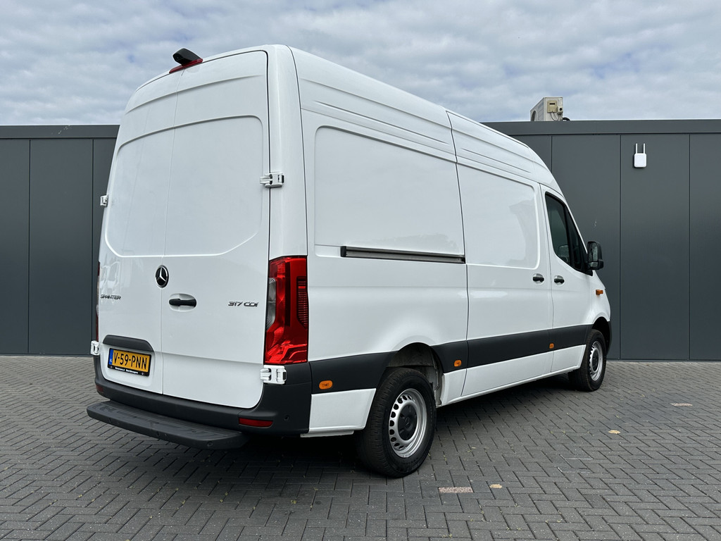 Mercedes-Benz Sprinter 317 CDI 9G-TRONIC RWD FACELIFT / L2H2 / CAMERA / LED / MBUX / CRUISE / AIRCO / BLIND SPOT / GEVEERDE STOEL 3