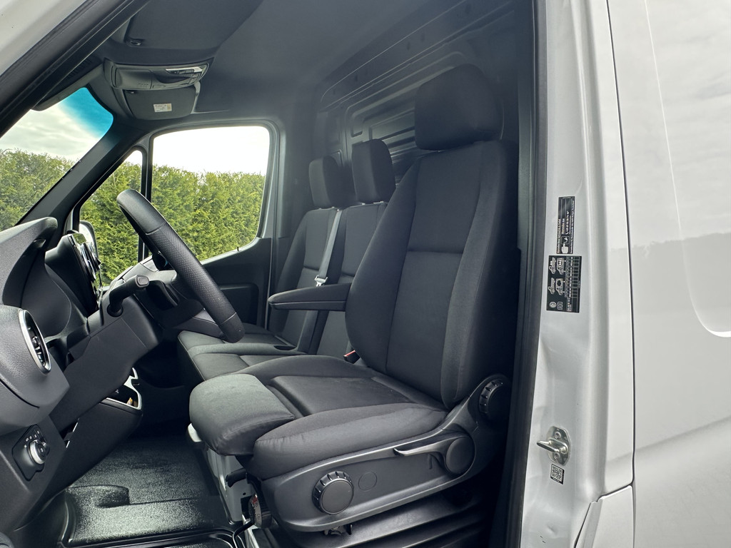 Mercedes-Benz Sprinter 317 CDI 9G-TRONIC RWD FACELIFT / L2H2 / CAMERA / LED / MBUX / CRUISE / AIRCO / BLIND SPOT / GEVEERDE STOEL 7