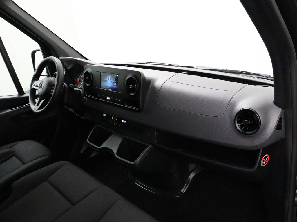 Mercedes-Benz Sprinter 317CDI 9G-Tronic Automaat L2H2 | Camera | Airco | Cruise | Trekhaak | 3-Persoons 21
