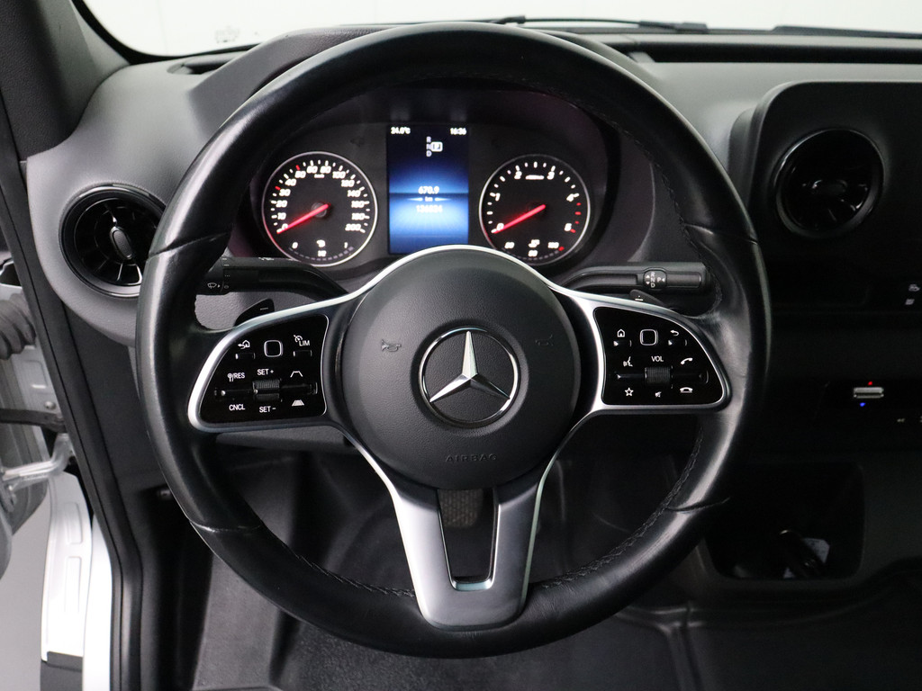 Mercedes-Benz Sprinter 317CDI 9G-Tronic Automaat L2H2 | Distronic | Airco | Cruise | 360 Camera | Navigatie 14