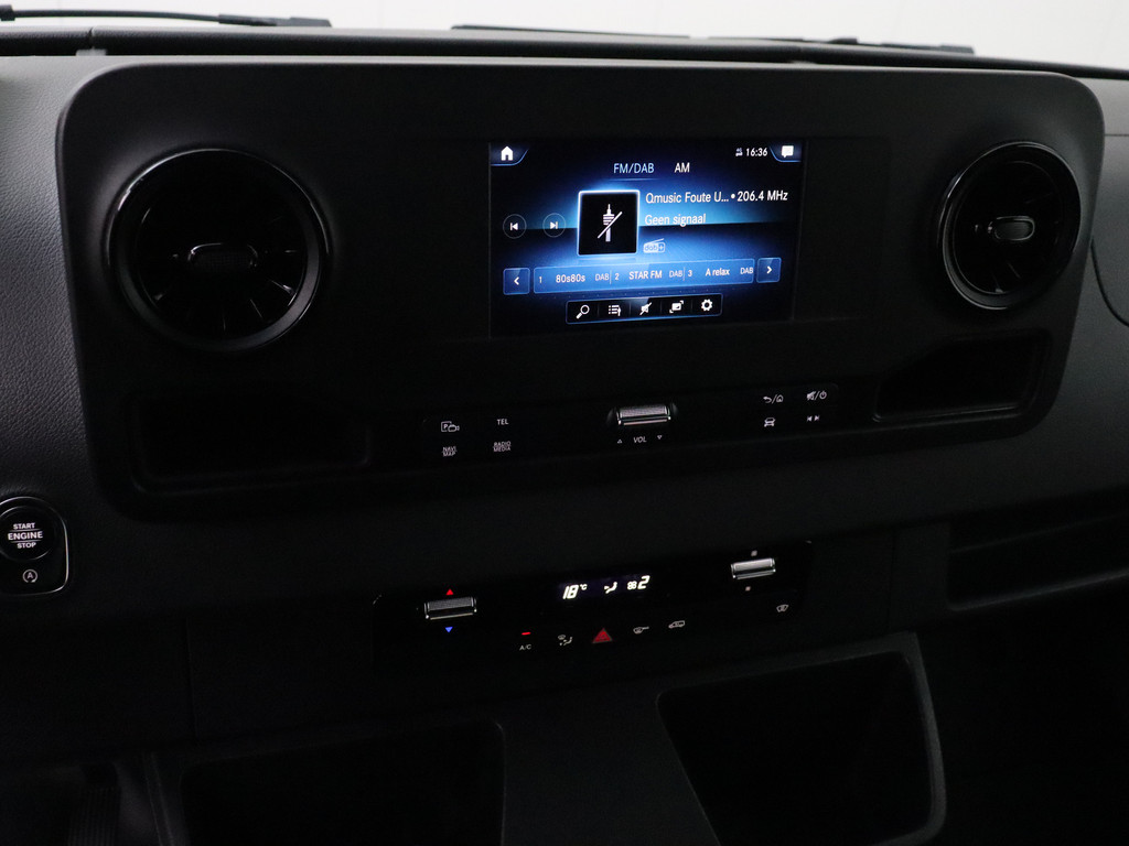 Mercedes-Benz Sprinter 317CDI 9G-Tronic Automaat L2H2 | Distronic | Airco | Cruise | 360 Camera | Navigatie 18